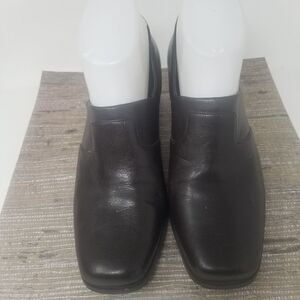 Franco Sarto, Size 8.. Great office wear.